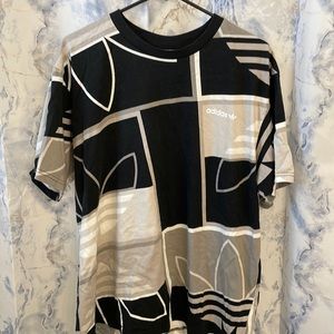 Adidas T-Shirt ⚫️